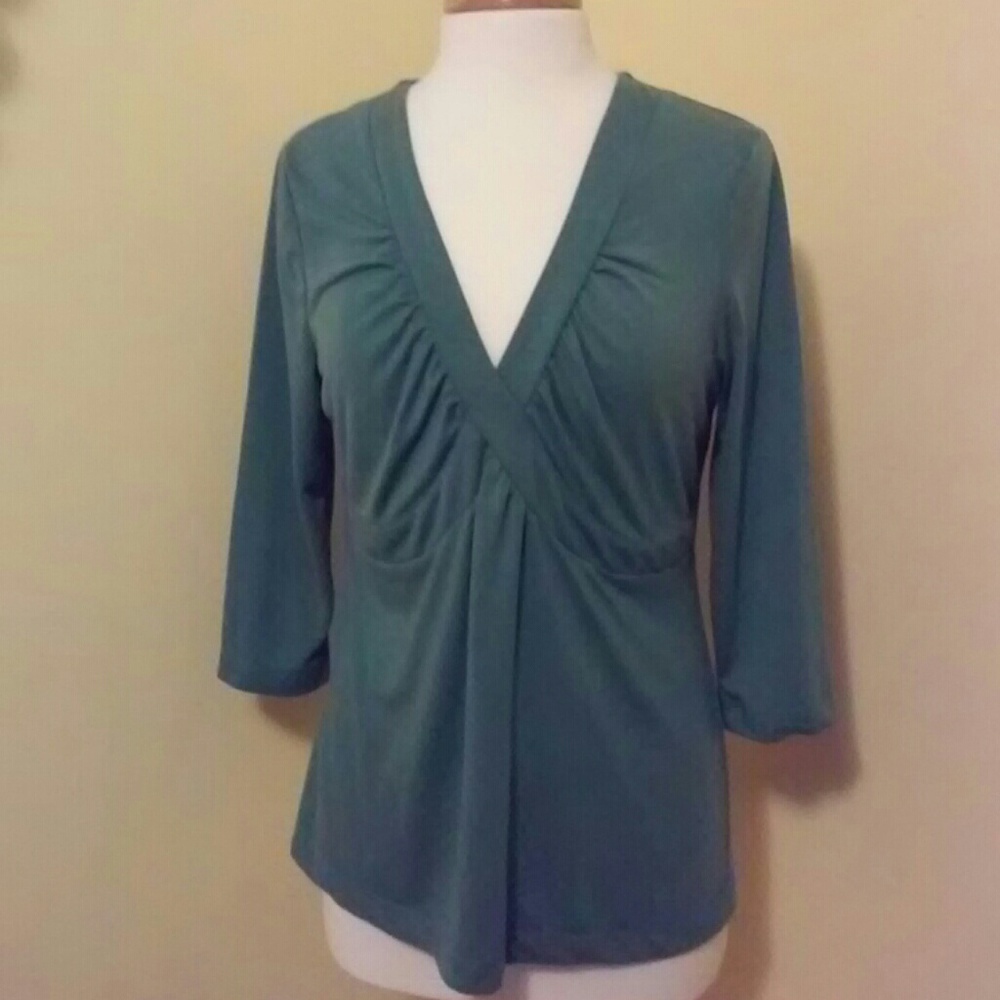 Ladies Knit Tunic Top